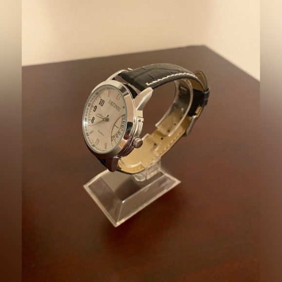 Brand new White Quartz Skone men’s fashion watch - Picture 2 of 3